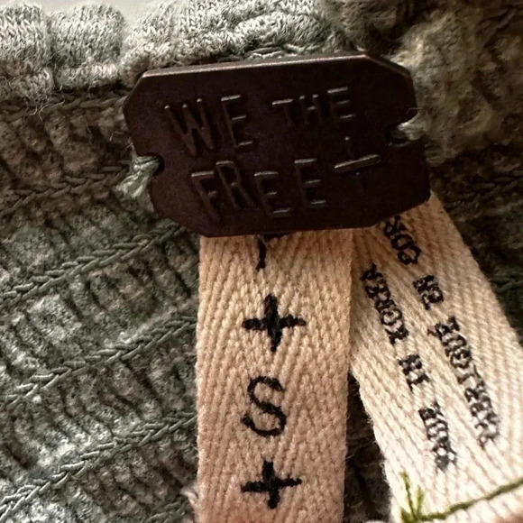 We The Free Off Shoulder Cotton Top - Picture 8 of 11